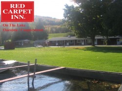 Red Carpet Inn on the Lake